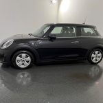 Mini Cooper 3D Essential Trim Automatik