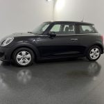 Mini Cooper 3D Essential Trim Automatik