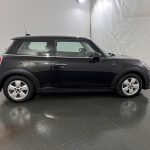 Mini Cooper 3D Essential Trim Automatik