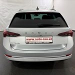 Skoda Octavia Com. 2.0 TDI Clever DSG